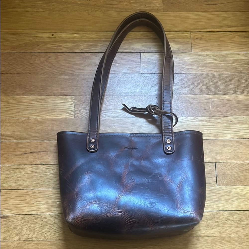 Classic Brown Leather Shoulder Bag